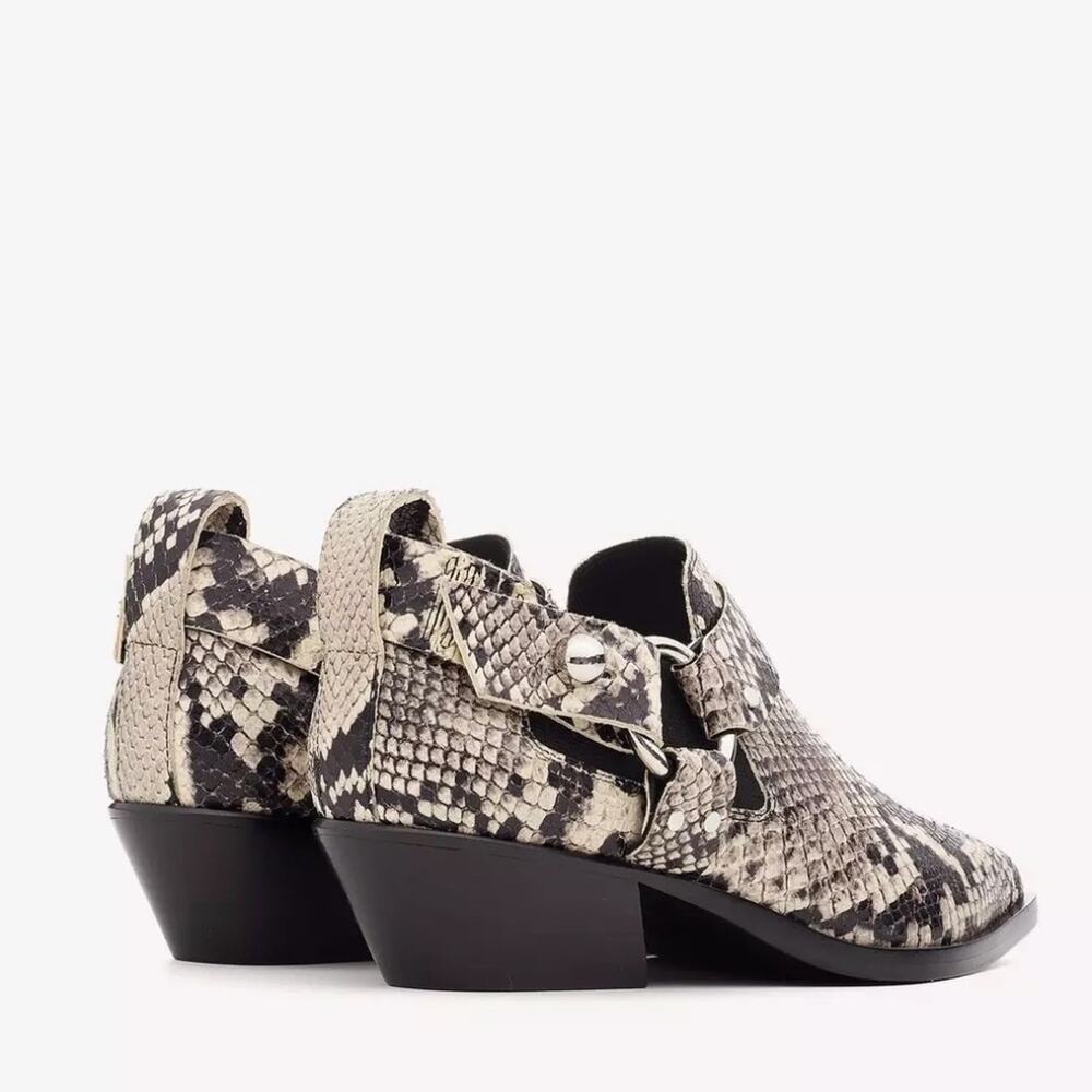 Rag & Bone Westin Harness leather Ankle Boots black/white Sz EU-39 +Runs Small+ - Picture 2 of 16